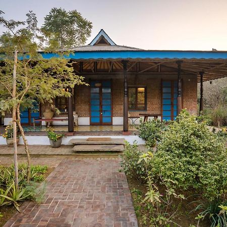 Lohonostays Bamboo House Sadhrana Bagh Gurgaon Exterior photo